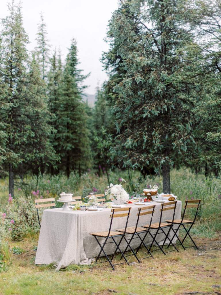 Beautiful tablescape for a Denali Park Wedding